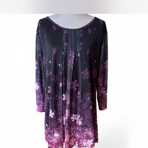 NWOT Floral Black and Purple Floral Print Women's Tunic 3XL